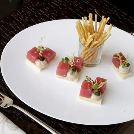 قدّمي لضيوفكِ مقبّلات التونا