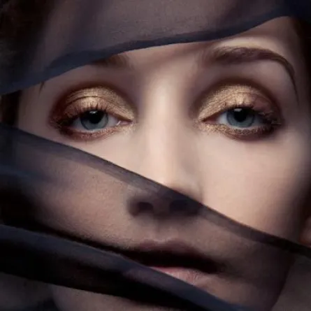 مكياج صيفي من وحي الثَّمانينات