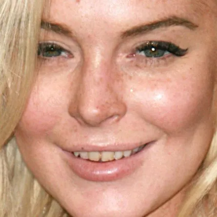 إلقاء القبض على والدة Lindsay Lohan