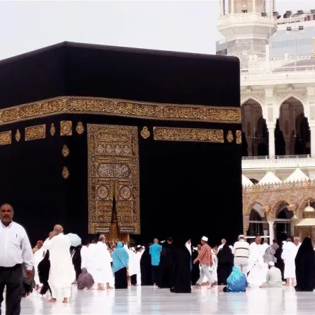 22 مليون ريال لكسوة الكعبة المشرفة