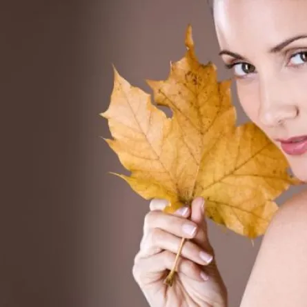 كيف تحوّلين بشرتك الشّاحبة إلى مشرقة؟