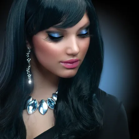 هوس الجمال في الإمارات.. فخ مالي كبير!