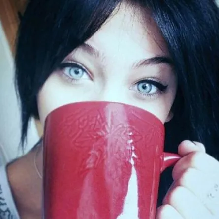 ابنة مايكل جاكسون من مراهقة إلى ناضجة بسبب شكلها