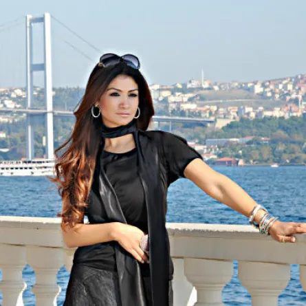 سؤدد كاندمير أول من أدخل الفن الإسلامي للمجوهرات