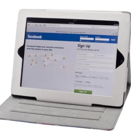 "فيس بوك" يكشف توجهاتك السياسية وميولك العاطفية