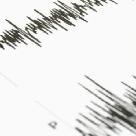 زلزال في إيران يسبب بهزه أرضيه في الخليج العربي