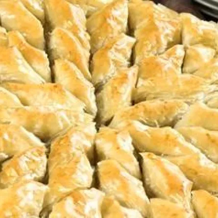 بقلاوة بالفستق الحلبي من مطبخ منال العالم