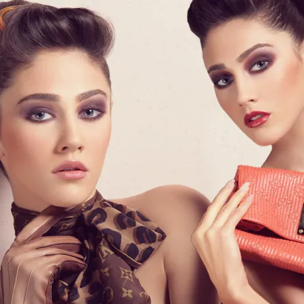 بالفيديو: نسقي مكياجك مع أكسسوارتك 