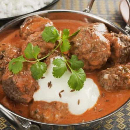 كفتة باللبن لغداء عائلي مميز