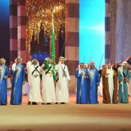 10 لوحات في أوبريت الجنادرية 2013 "قبلة النور"