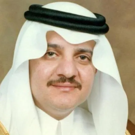 أمير المنطقة الشرقيَّة يقدِّم 100 ألف ريال لعروس احترق فستان زفافها