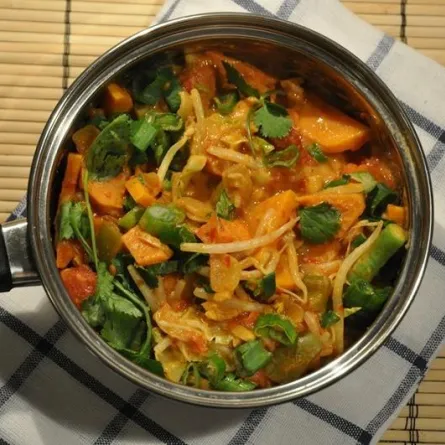 يخنة الخضر بالفلفل الإفريقي