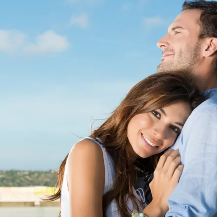 حملة "احضن بحرية" تثير جدلا