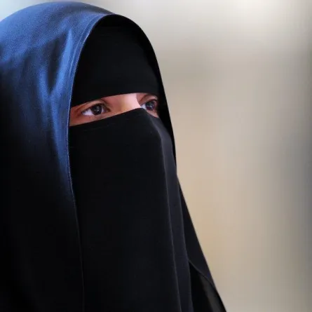 الأحوال المدنية تلغي شرط جواز السفر لإصدار بطاقة الهوية الوطنية للسعوديات