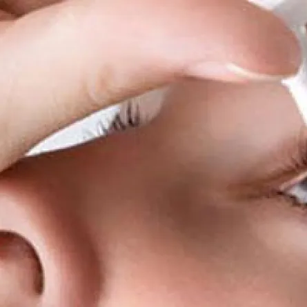 أسباب جفاف العين قد تسببه التغيرات الهرمونية