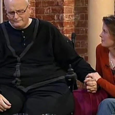 أسمن رجل في العالم ينقص وزنه من أجل فتاة أحلامه