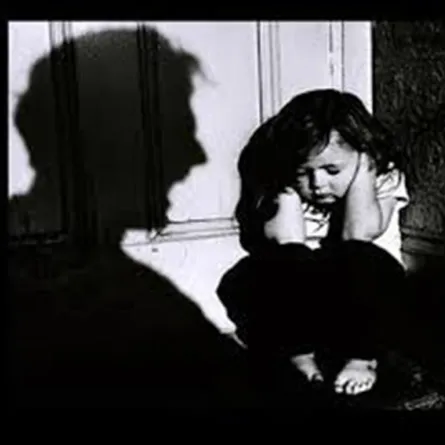 79 حالة عنف ضد الأطفال في السعودية