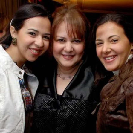 كيف يحتفل النجوم العرب بعيد الأم؟