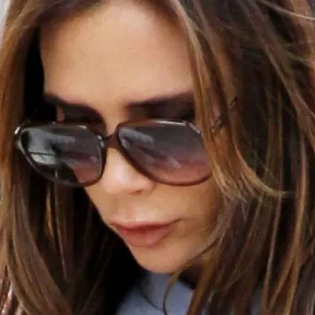 أجمل 5 إطلالات لفيكتوريا بيكهام في عيد ميلادها الـ 39