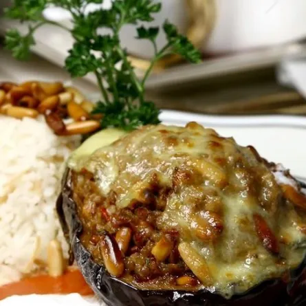 باذنجان شيخ المحشي مع الأرز