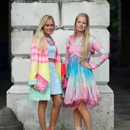 Street Style من أسبوع الموضة في لندن