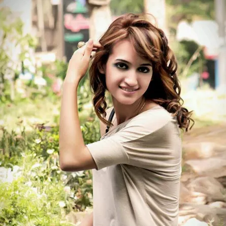 خطيب المشتركة زينب: لا أغار من شباب الأكاديمية