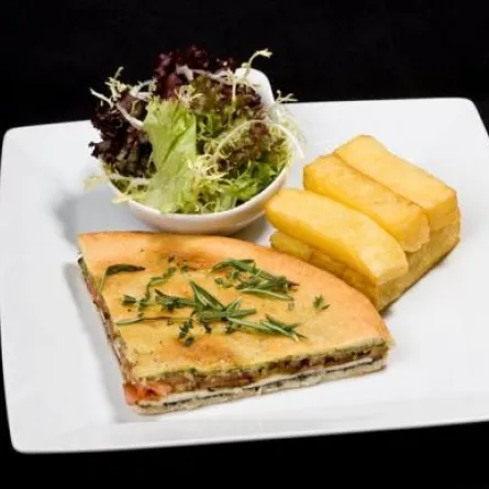 خبز "الفوكاشا" مع "الموزاريللا"