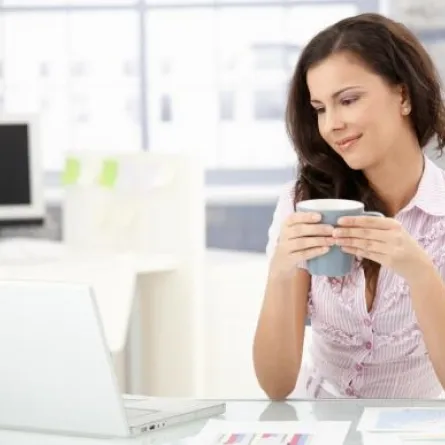 5 طرق بسيطة لخسارة الوزن في العمل