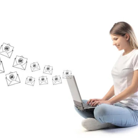 أصول إرسال وتلّقي البريد الإلكترونيّ