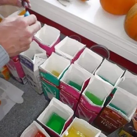 أم تشترط على خطيب ابنتها بناء بيت من "قوس قزح"