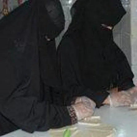 أول سعودية تفتتح مطعمًا تديره بنفسها