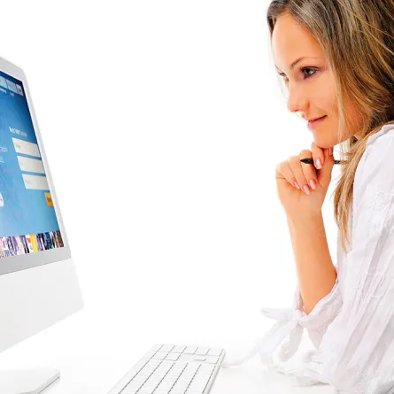 "تويتر".. عراف النساء في العصر الحديث!