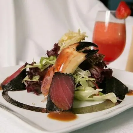 سلطة "السوشي" بالفلفل الأسود من اليابان