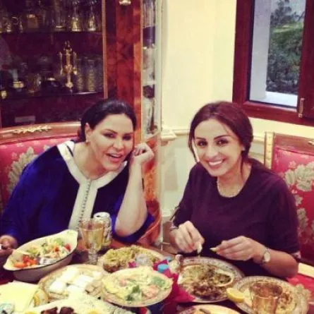 أحلام تحضر حفل أنغام وتدعوها إلى منزلها