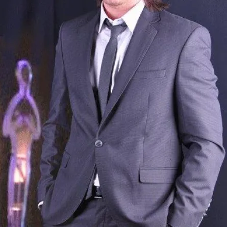 نجاح عملية استئصال الورم من رأس محمد قماح