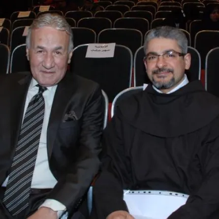 شفاء عزت أبو عوف وتكريمه في يوم العطاء