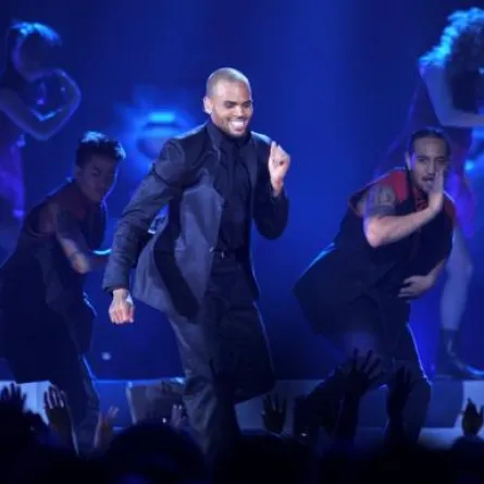 تهديدات لـChris Brown بالقتل