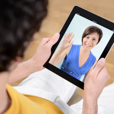 هل تصلح غرف الدردشة ما أفسدته غرف النوم؟