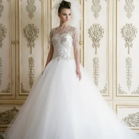 7 فساتين للعروس من Esposa