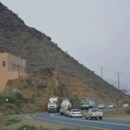 مدرسة تهدد حياة الطالبات في محافظة محايل عسير