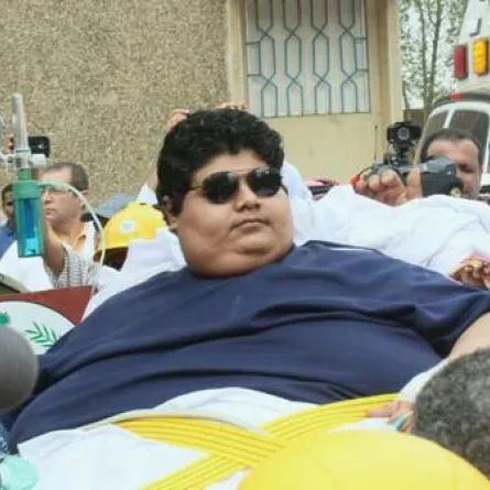 3 رافعات و31 رجلاً لإنقاذ مريض يزن 610 كغ