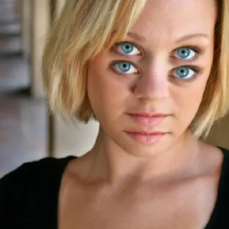 مطلوب أمهات بأربع عيون!