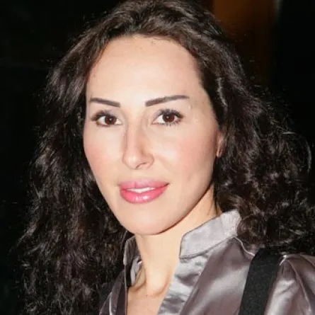 ورد الخال تقاضي المتورطين بفيلمها الفضائحي