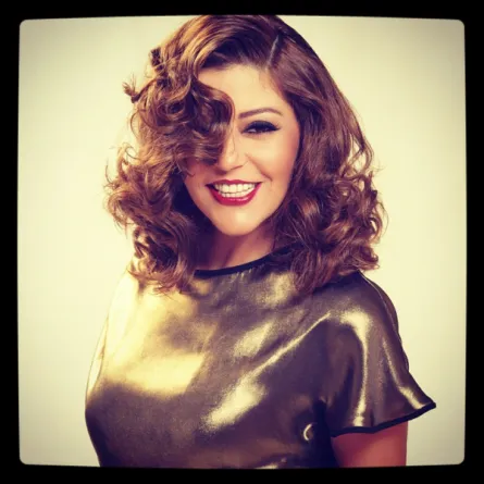 سميرة سعيد  في عيد الحب "Online" 