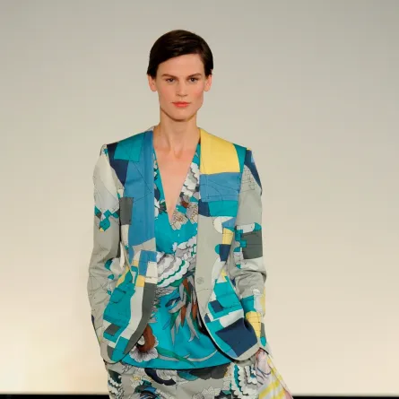 6 نصائح لارتداء  الملابس المطبّعة