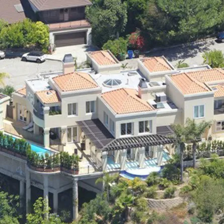 منزل ليدي غاغا بعيد عن شخصيّتها الاستثنائيّة