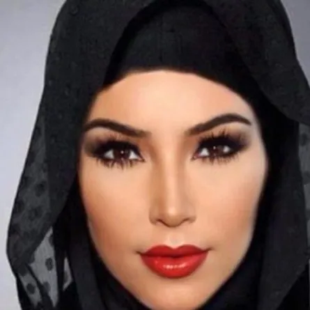 Kim Kardashian... محجبة في دبي