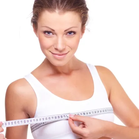 بالفيديو:الصفع لتكبير الصدر في تايلند