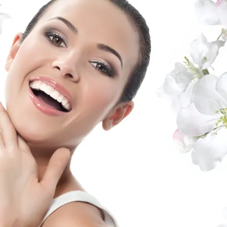 خلطات طبيعيّة لتبييض الأسنان