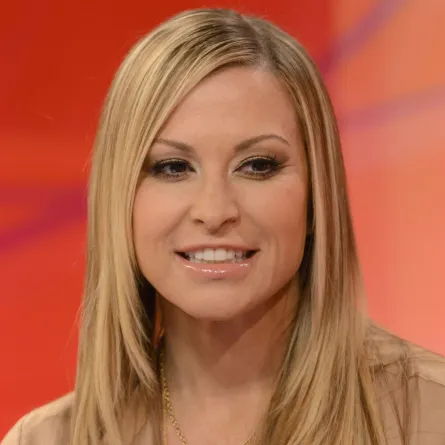 نجمات تغلبن على سرطان الثدي